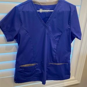 BRING IT ON SCRUB TOP SIZE MEDIUM